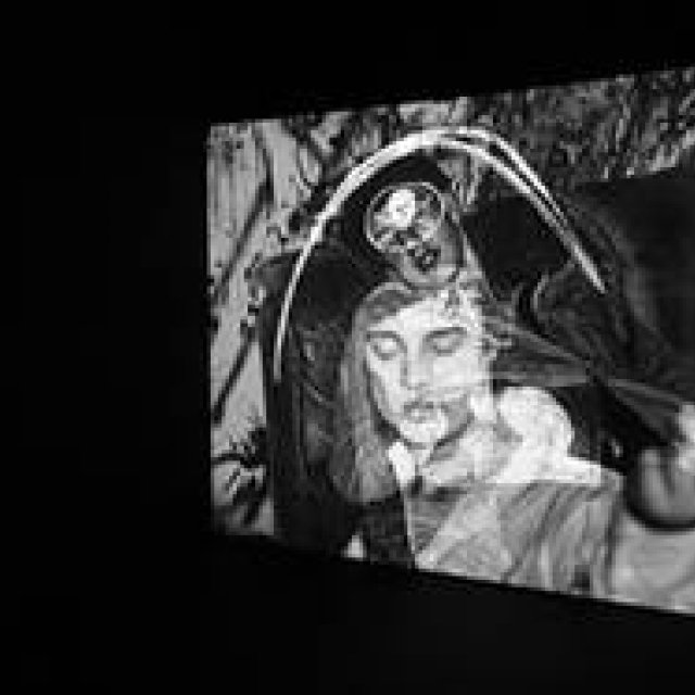 ART FILE 32｜エディ・スリマンの写真展『Sonic』パリで開催中