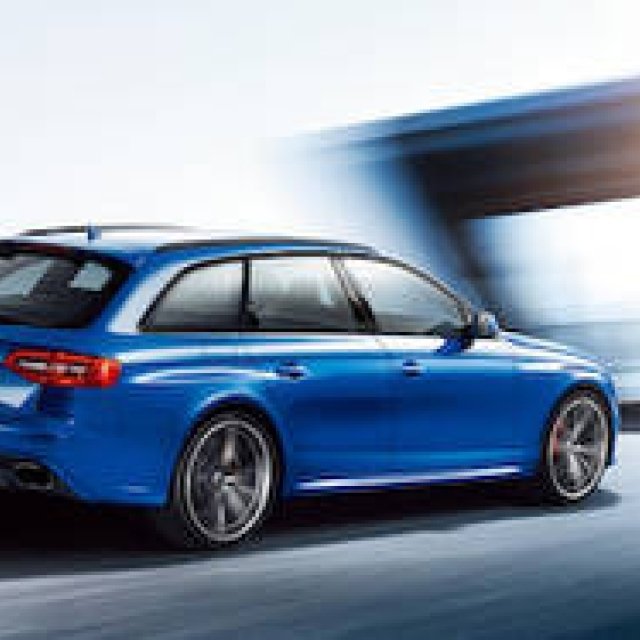 アウディRS4に初代RSへのオマージュを捧げる限定車｜Audi