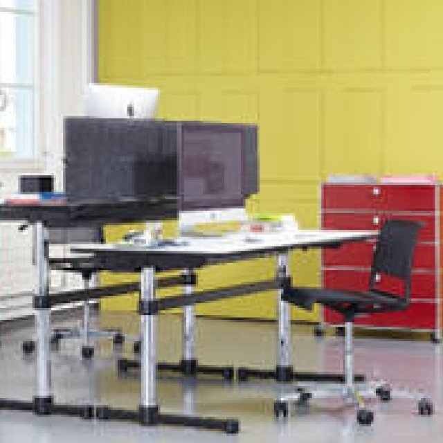 vitra、USM、création baumannが合同イベントを開催