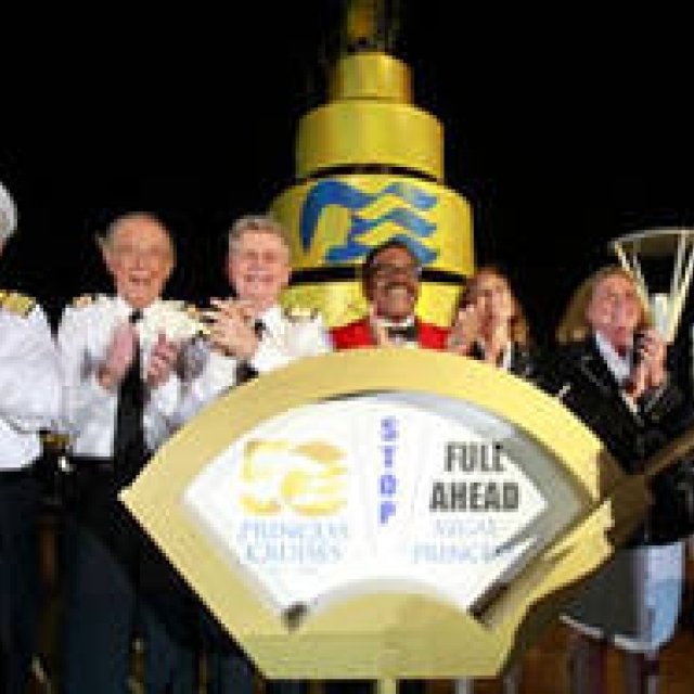 TRAVEL｜新造船「リーガル・プリンセス」命名式を開催