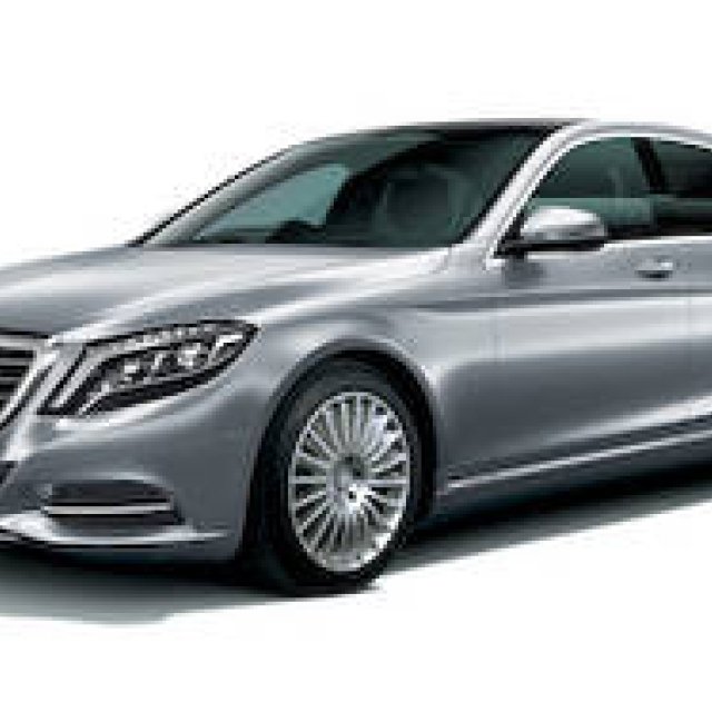 SクラスにインテリジェントなPHVモデルを追加｜Mercedes-Benz