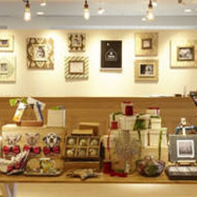 “写真を愉しむ家”「&ima（アンドイマ）」オープン