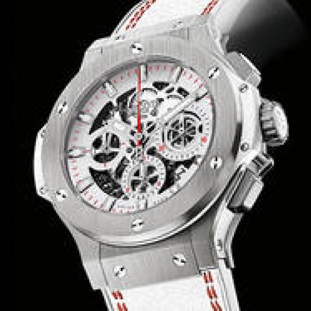 定番アエロ・バンの限定モデル｜HUBLOT