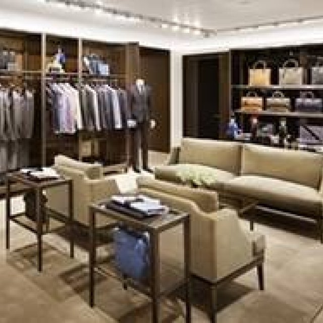 「バーバリー表参道」が移転、あたらしくオープン｜Burberry