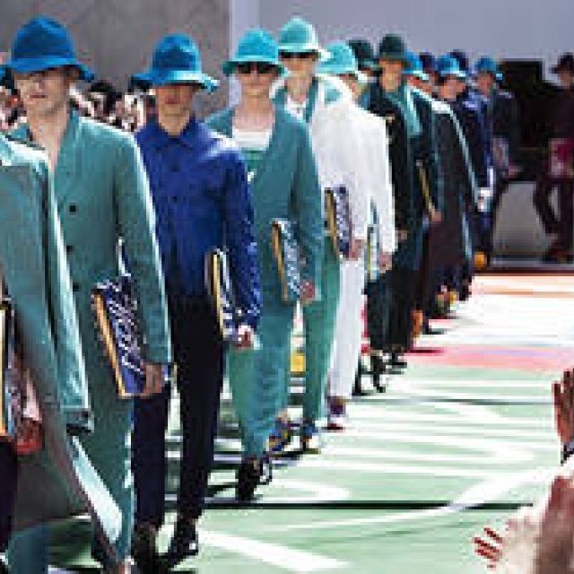 バーバリー プローサムのショーを1月12日（月）22時より、ライブストリーミング｜BURBERRY