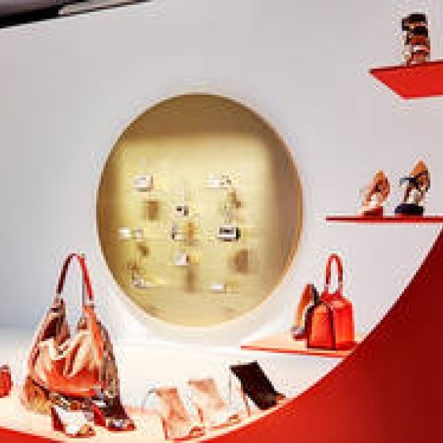 萩原輝美 連載vol.117｜春夏のバッグ・シューズ【ミラノ編】「トッズ」「バリー」「ジミーチュウ」