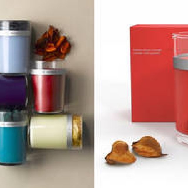 トップにポプリがあしらわれているフレグランスキャンドル発売｜red flower