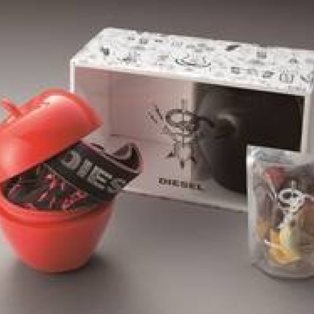 ディーゼル2015年バレンタインは、甘くてキケンな魅惑の果実｜DIESEL