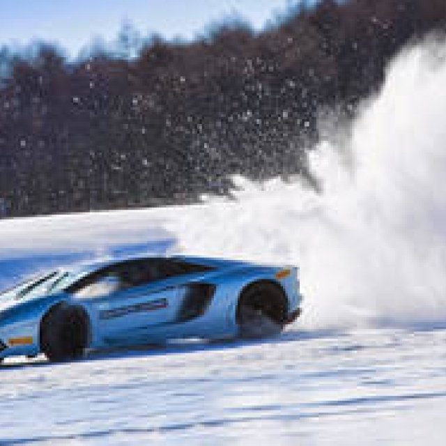 ランボルギーニによる雪氷上のドライビングトレーニング （後編）｜Lamborghini