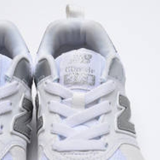 はだし感覚を実現した子供用スリッポン｜PRODUCT Tokyo Tips 2015年3月