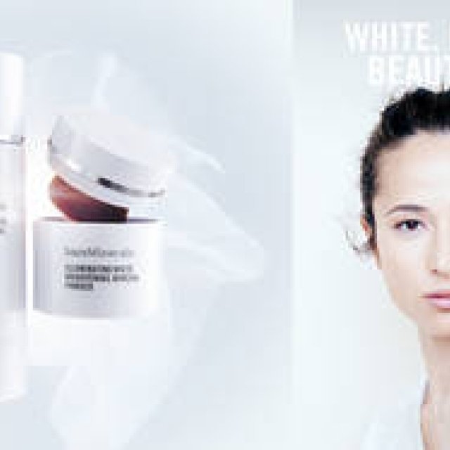 ミネラルの力でいきいきと輝く透明感に満ちた肌へ導く新アイテム|bareMinerals