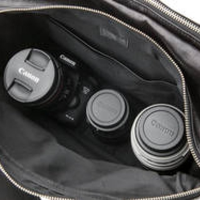 “写真家の普段使いの理想”をかたちにしたカメラバッグ｜MAP CAMERA