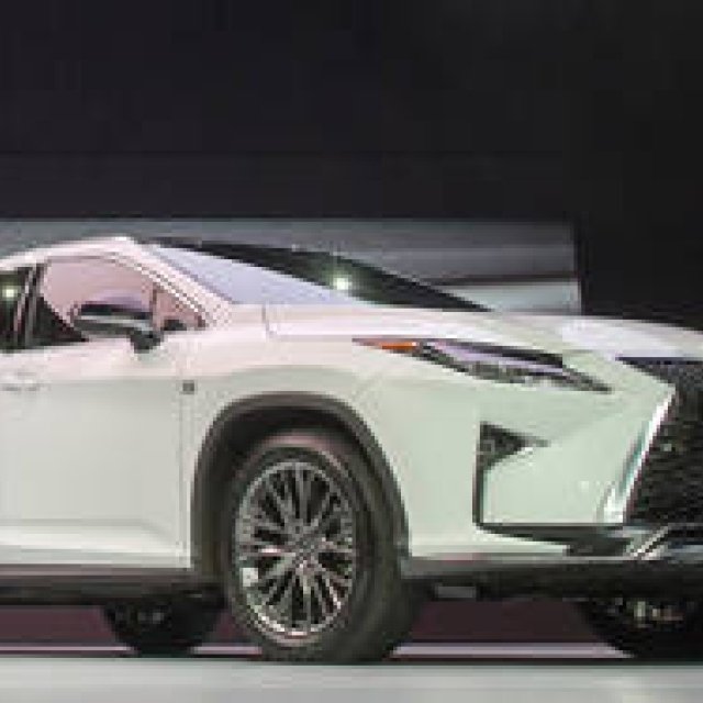 新型RX、ニューヨークでデビュー｜Lexus