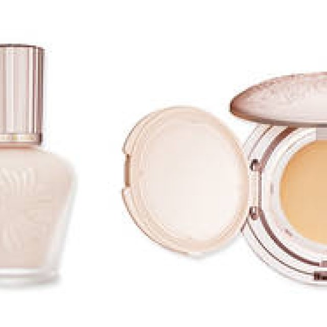 うるうる、つやつやのオーラ肌をかなえる新ベースメイク｜PAUL & JOE BEAUTE