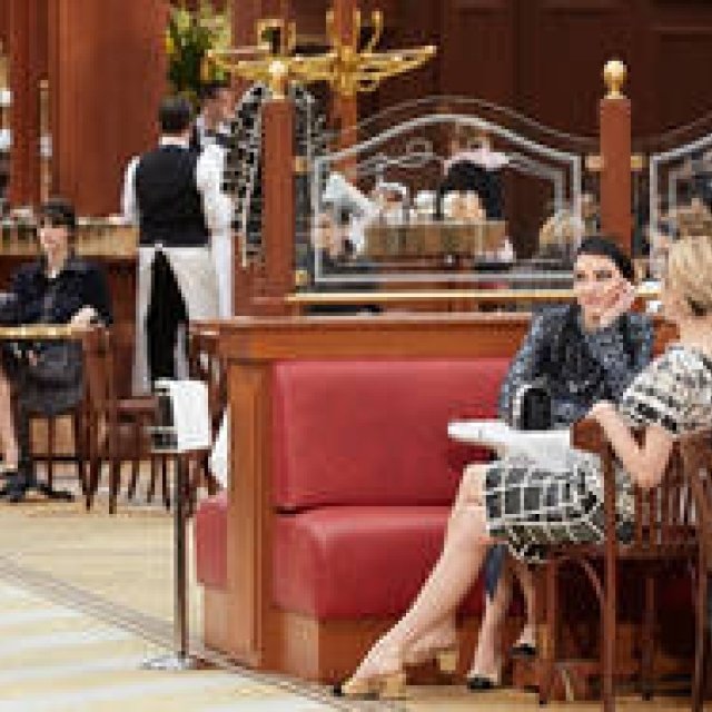 萩原輝美 連載 vol.123｜2015-16秋冬パリコレクション「ディオール」「シャネル」