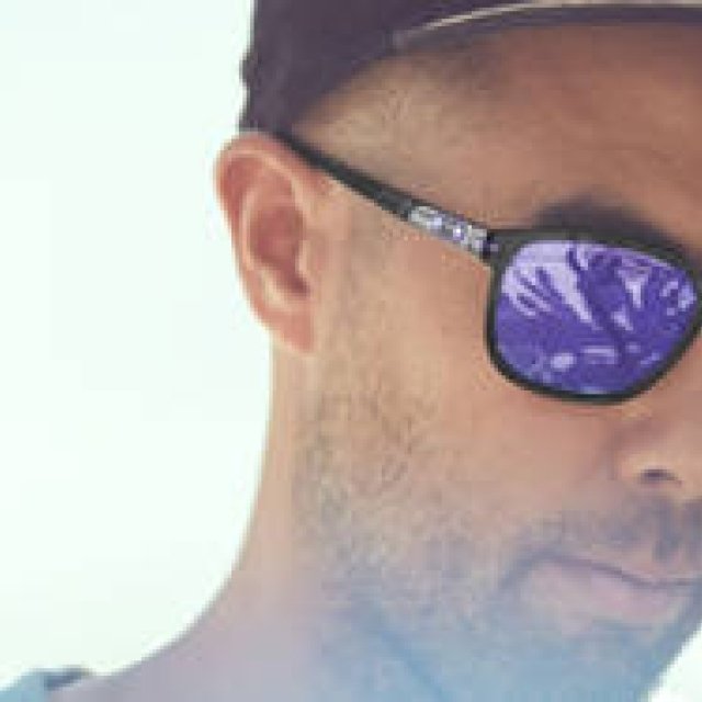 世界屈指のプロスケーター、エリック・コストンのショートムービー｜OAKLEY