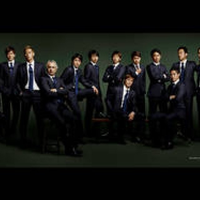 ダンヒルのサッカー日本代表オフィシャルスーツ2015年モデル「MADE TO MATCH」｜dunhill