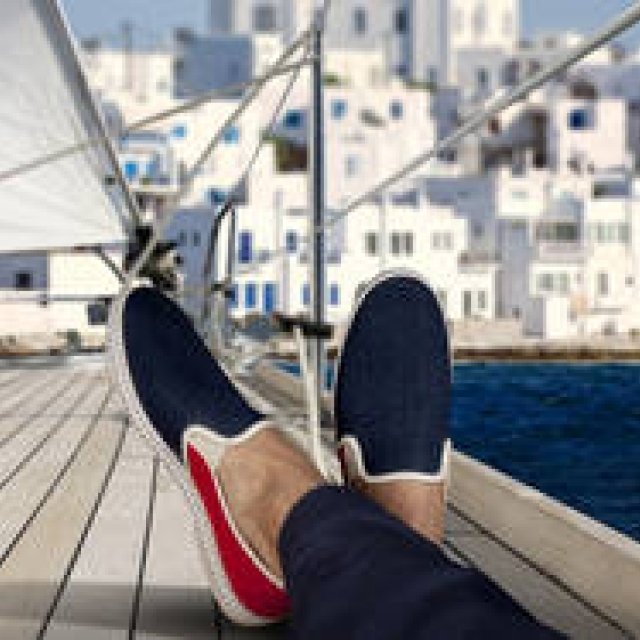 「リヴィエラ」を履いてインスタグラムに写真を投稿するキャンペーン｜Rivieras