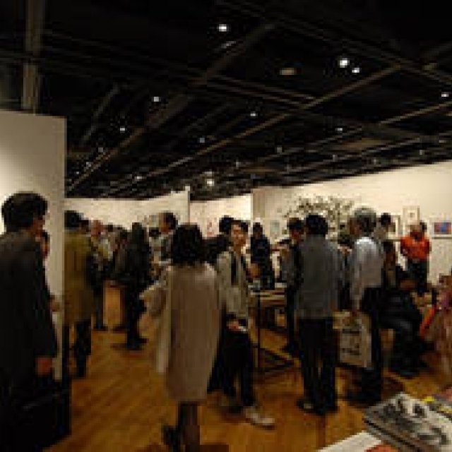 “掘り出しもの”の写真作品が見つかる「AXIS フォトマルシェ 2」開催｜AXIS