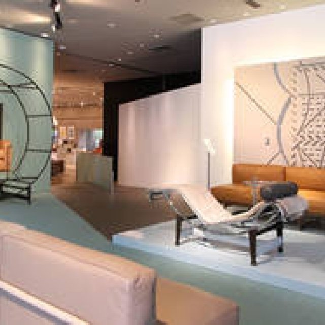 「LCコレクション」復刻50周年記念 特別展示「LC50」開催｜Cassina ixc.