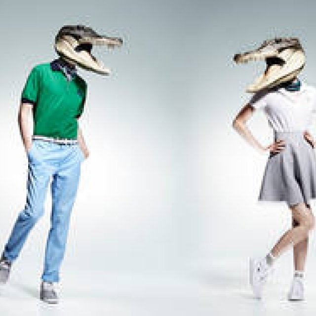 ラコステを象徴する “ワニ” のモデルが表参道の街頭でコーディネートを披露｜LACOSTE
