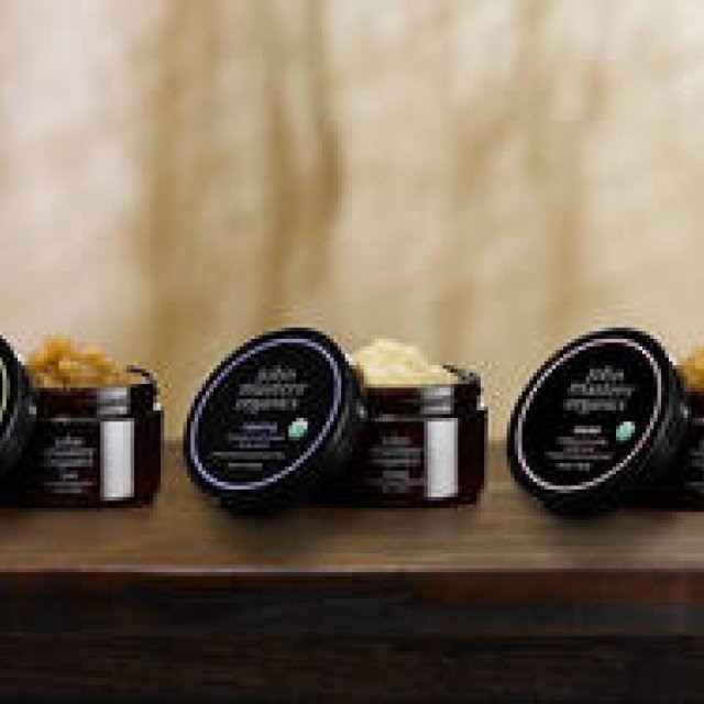 シュガーで磨く、オーガニックボディスクラブ誕生｜john masters organics