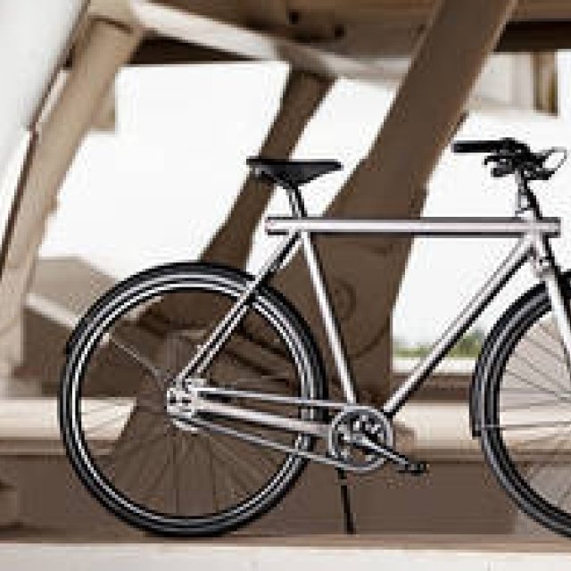 イノベーティブなダッチデザイン自転車「バンムーフ」が新作発表｜VANMOOF
