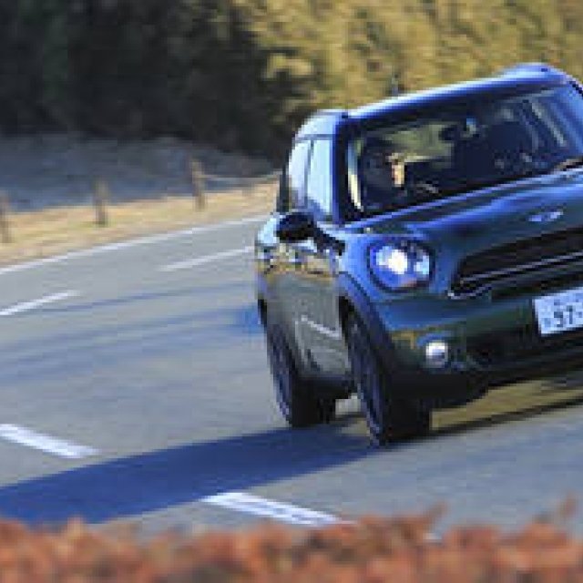 ミニ クーパーSDクロスオーバーに試乗する｜Mini