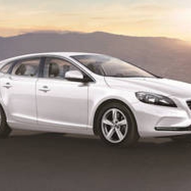 ボルボV40シリーズに1.5リッターターボエンジンを導入｜Volvo