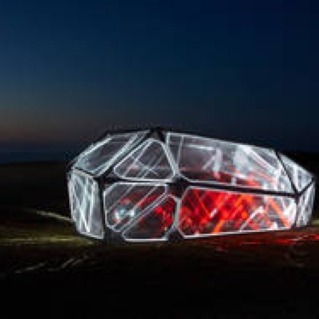 新型アウディTT、鳥取砂丘に立つ｜Audi