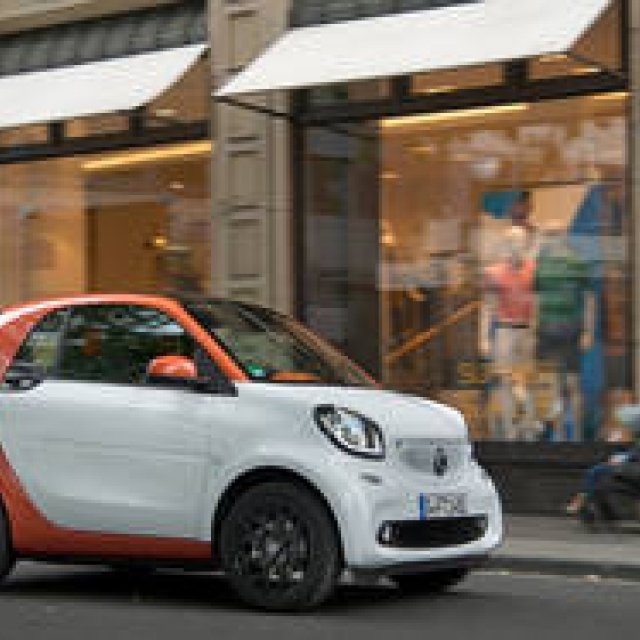 フルモデルチェンジした新型スマートに試乗する｜smart