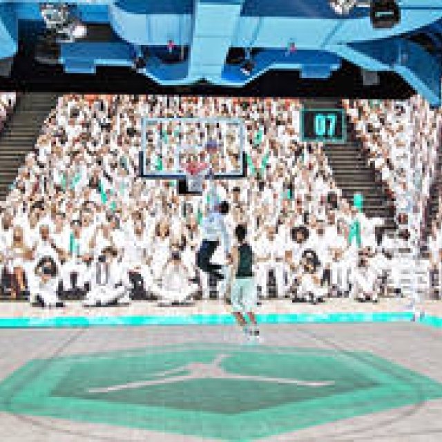 「ジョーダン ブランド」誕生30周年記念、マイケル・ジョーダンが11年ぶりに来日｜NIKE