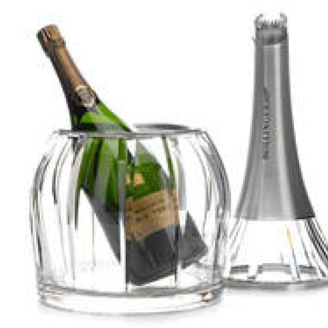 『007』シリーズ最新作とボランジェがコラボレーション｜Bollinger