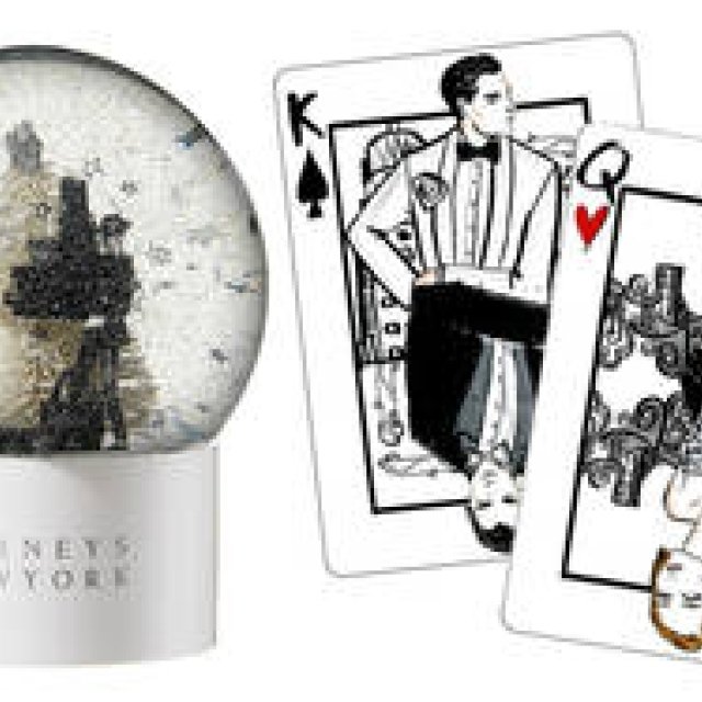 トランプをアイコンにしたホリデーキャンペーンがスタート｜BARNEYS NEW YORK