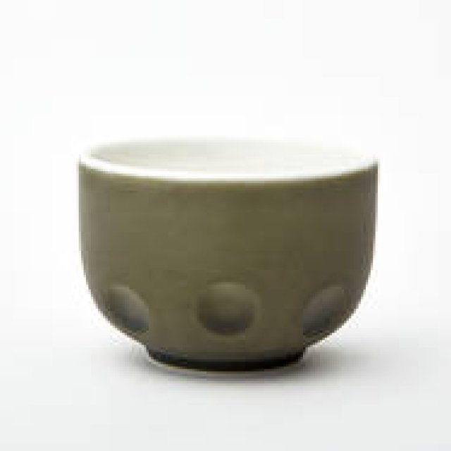 特殊加工で“しっとりした”質感を実現した美濃焼の湯のみ｜Perrocaliente
