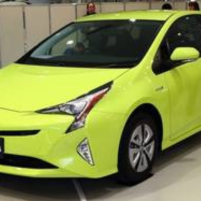 新型「プリウス」デビュー｜Toyota 