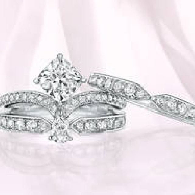 老舗ジュエラー「ショーメ」がブライダルフェアを開催｜CHAUMET