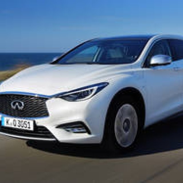 インフィニティ Q30に試乗｜INFINITI