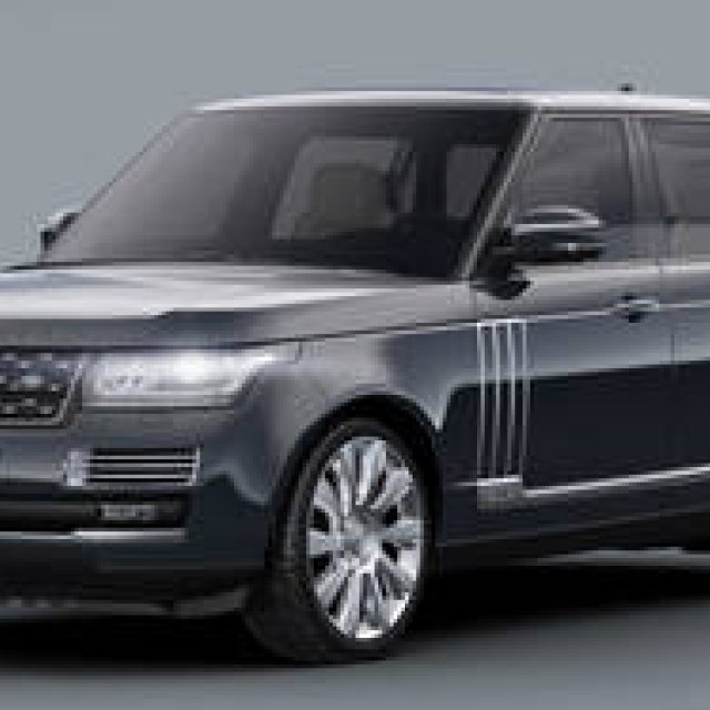 グローブトロッターにレンジローバーのビスポークモデルを納車｜Land Rover