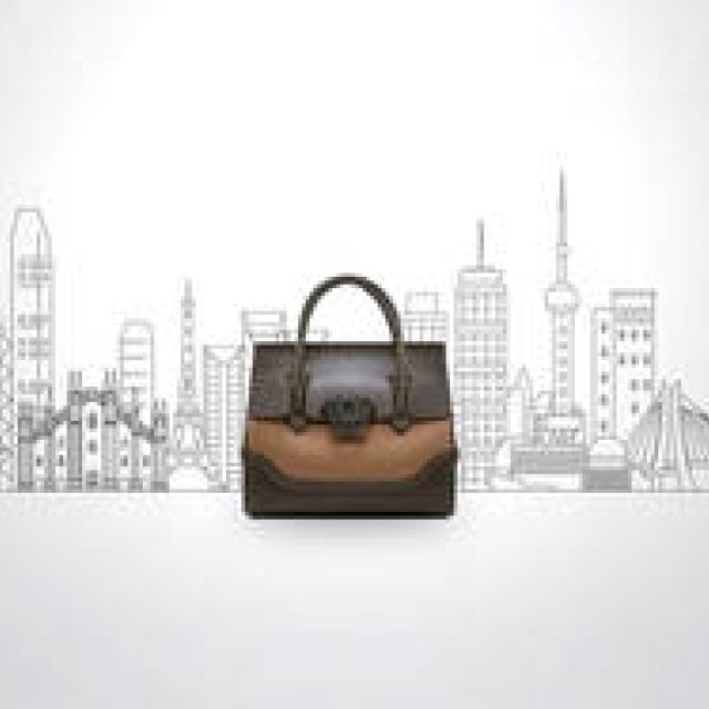 ヴェルサーチが「7 Bags for 7 Cities」コンテストを開催！｜VERSACE