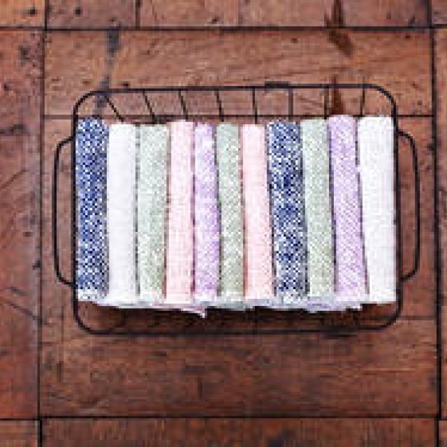 手紡ぎに近い素朴な風合いと柔らかさ。「ガラ紡」製ハンカチ｜Perrocaliente