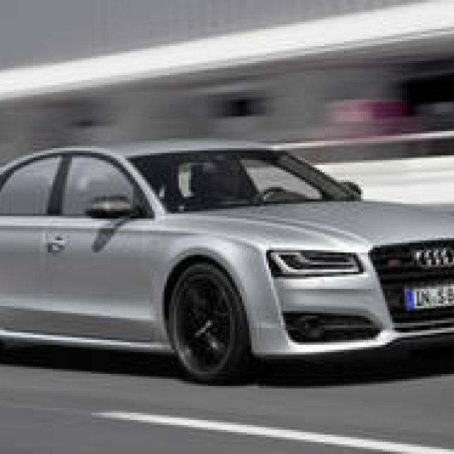 さらにパフォーマンスを高めたS8 plusを発売｜Audi