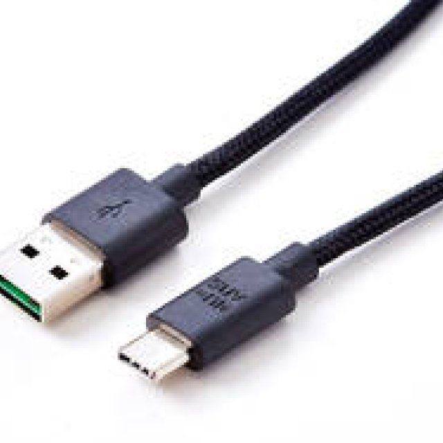 上下の向きを気にせずに使える、ノンストレスなUSBケーブルが登場｜NuAns