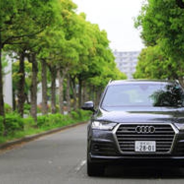 日本に上陸した新型アウディ Q7に試乗｜Audi