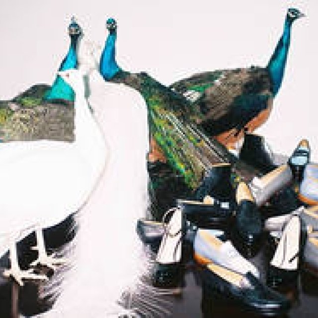 メゾン キツネ 初シューズコレクション発売｜MAISON KITSUNÉ