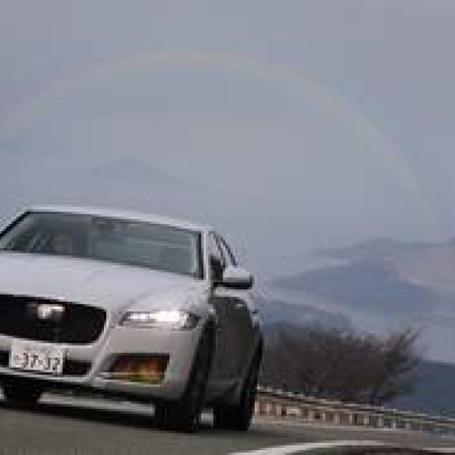 新型ジャガーXFに試乗｜Jaguar