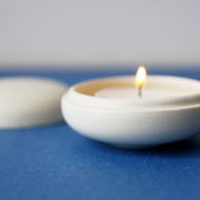 マカロンを彷彿とさせる、カラフルなセラミックケース｜Jonas Lindholm