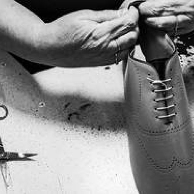 チャーチの熟練の技から生みだされた「クラウン コレクション」|Church’s