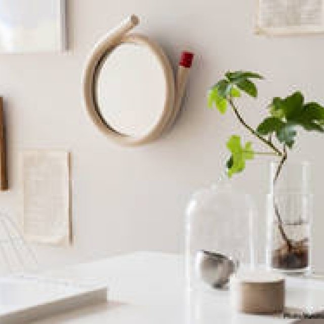 トラフ建築設計事務所と壁掛けのミラーを製作｜METROCS｜METROCS