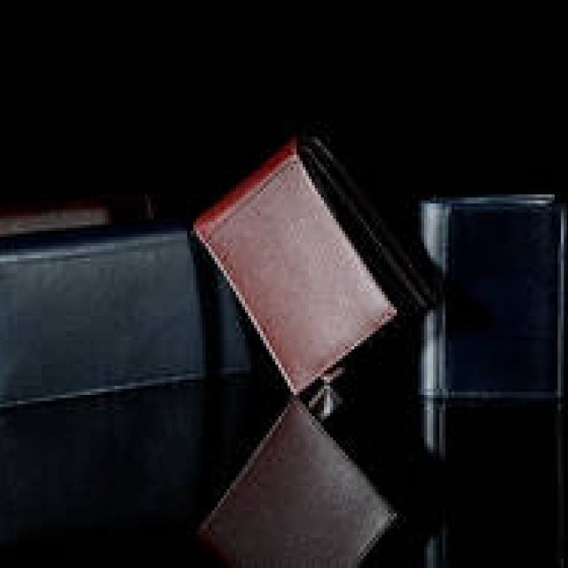 革小物こそ名品を選ぶ｜JOHN LOBB